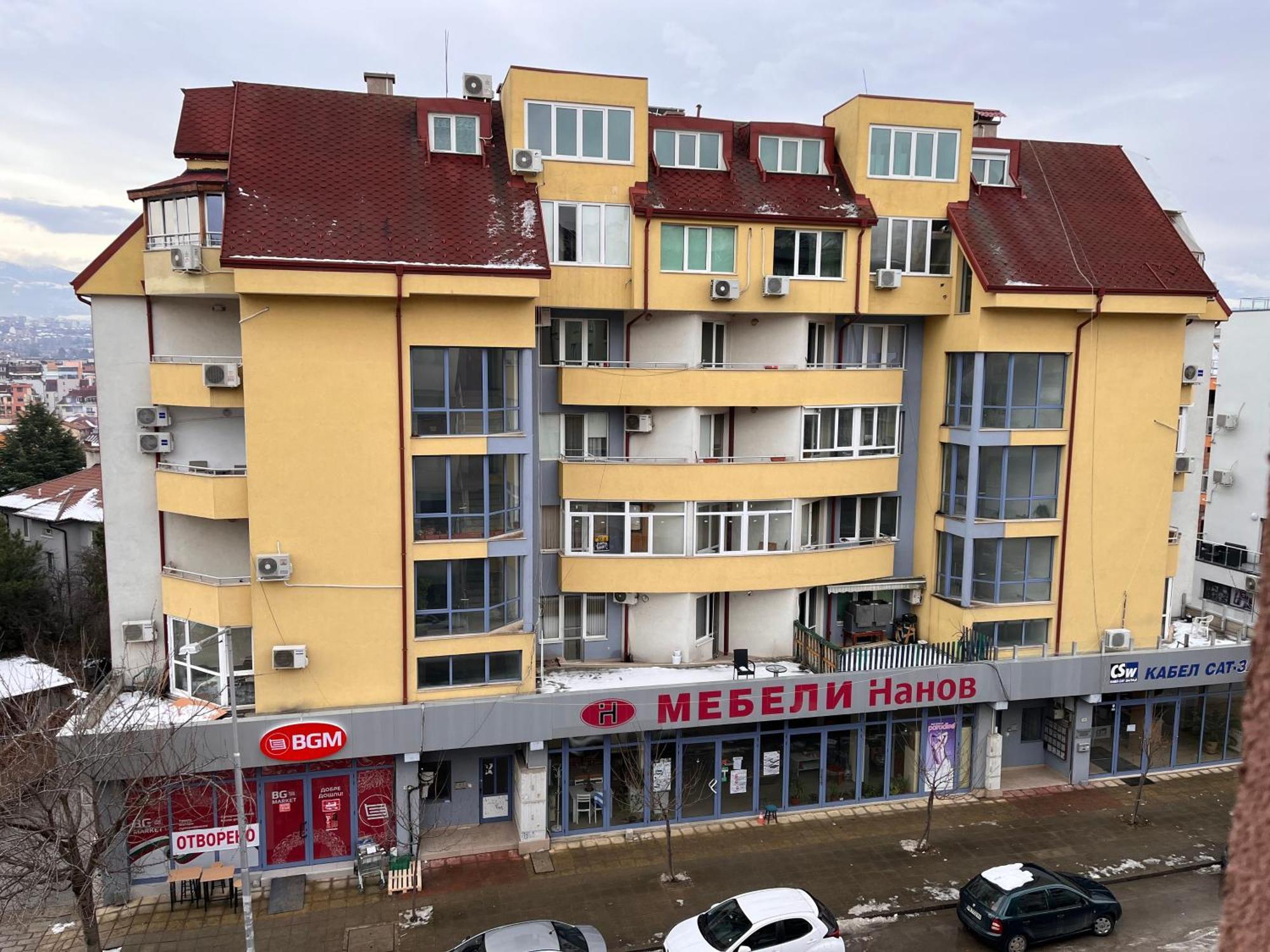 City View Apartment With 2 Bedrooms And Free Garage Blagoevgrad Bagian luar foto