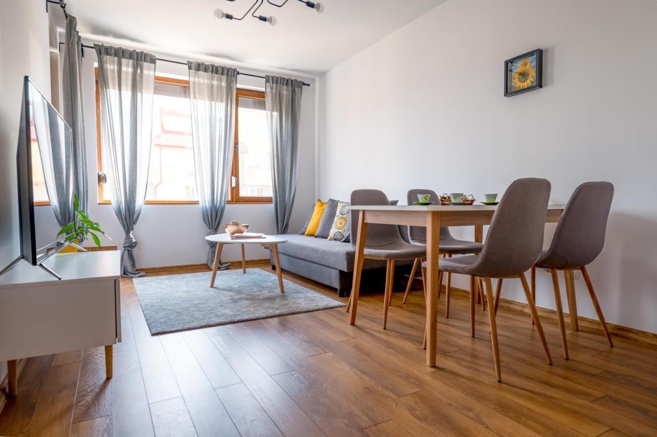 City View Apartment With 2 Bedrooms And Free Garage Blagoevgrad Bagian luar foto